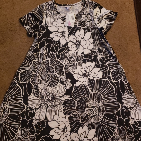 LuLaRoe Dresses & Skirts - Lularoe Jessie Dress